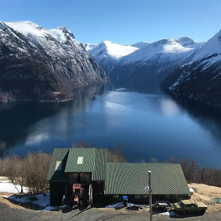 Hellesylt Hostel&Motel *
