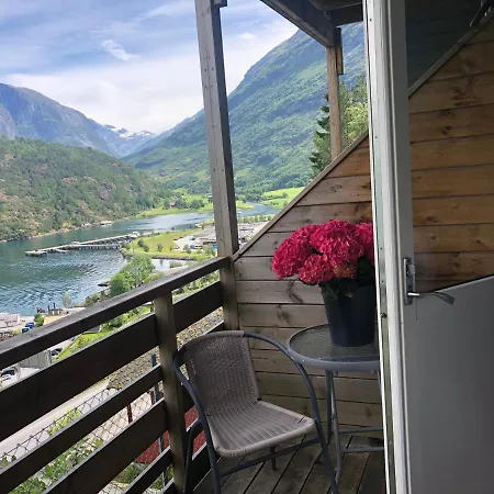 Hellesylt Hostel *