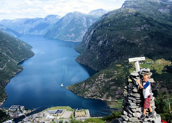 Vandrerhjem Hellesylt Hostel